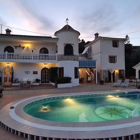 Casa Estrella De Salia Bed and Breakfast Alcaucín Exteriör bild
